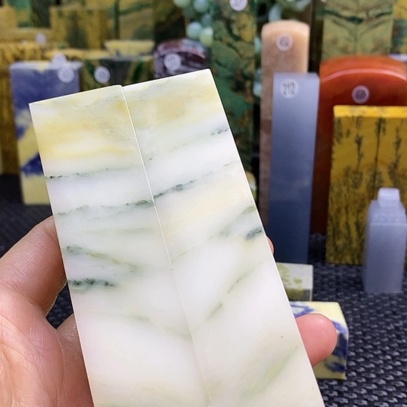 【闪购商品】云南石天*青田石印章石