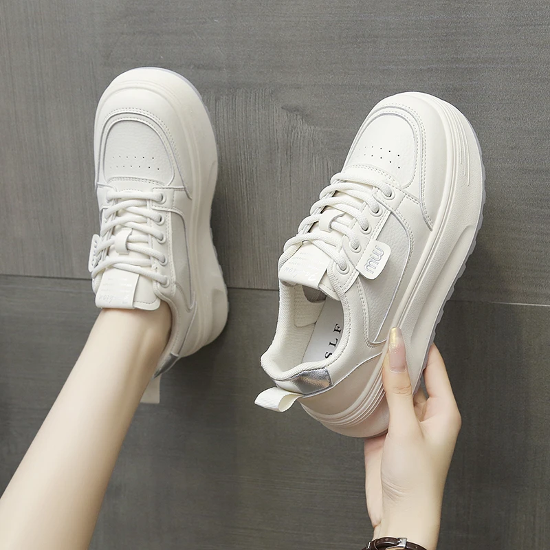 爆款小白鞋女2024年春秋季新款鞋子百搭厚底板鞋休闲鞋松糕运动鞋