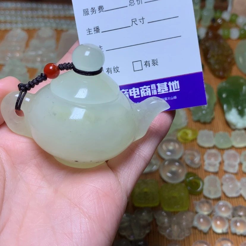 【闪购商品】岫玉手把件未镶嵌泉**夫