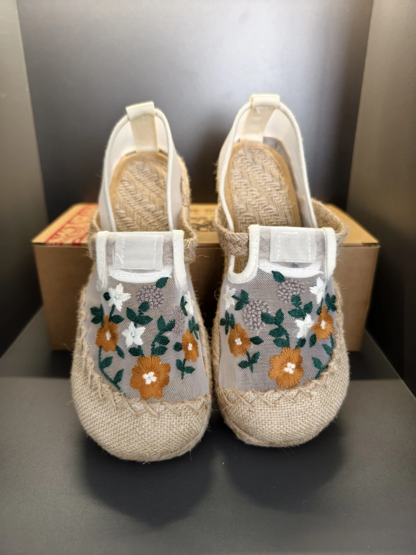 2024夏款绣花布鞋百搭透气刺绣浅口单鞋网纱文艺民族风女鞋软底