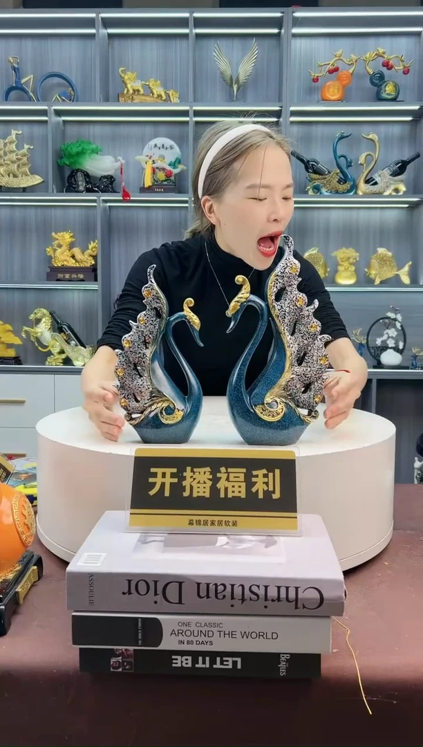 【闪购商品】密胺摆件蓝色带钻天鹅