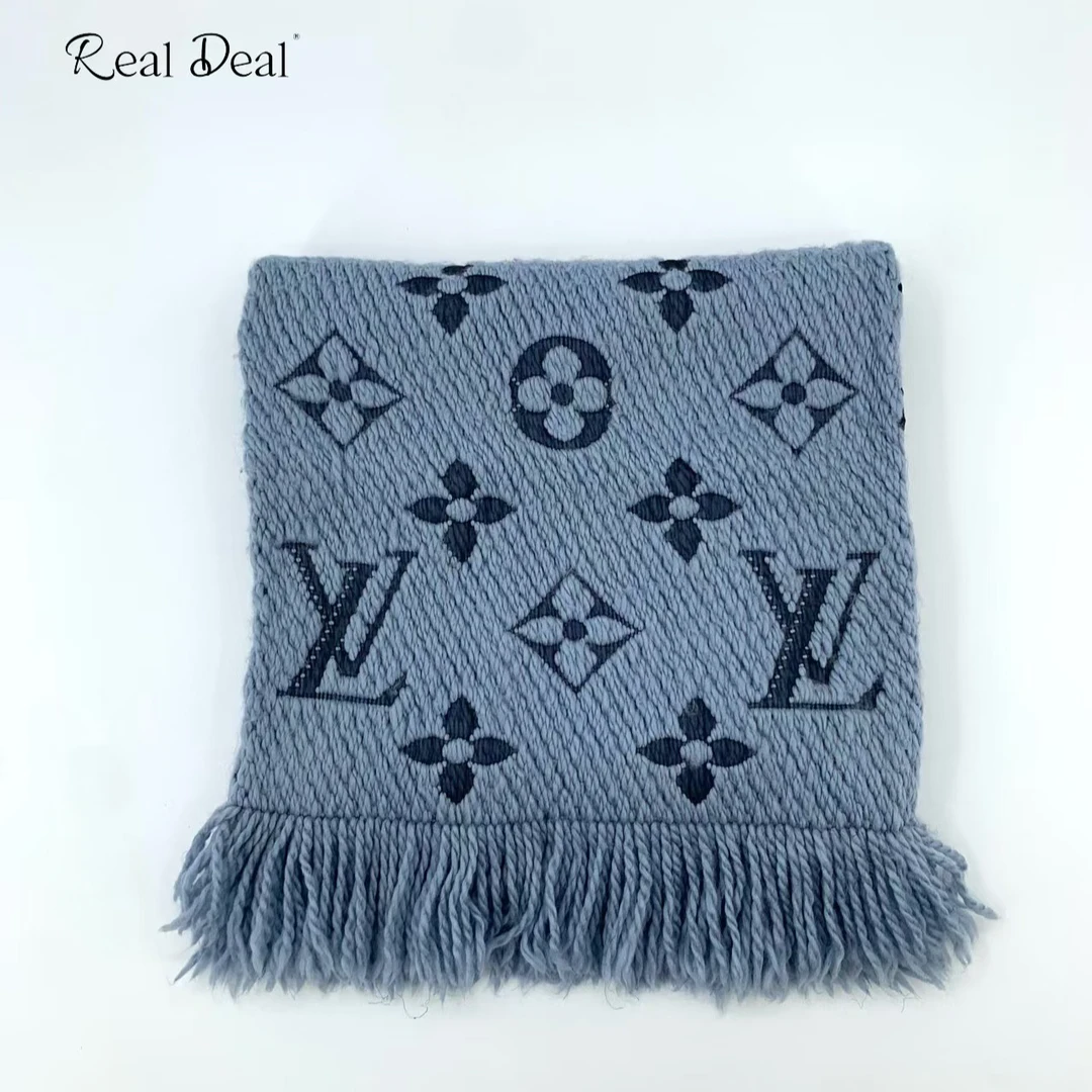 99新 LouisVuitton/路易威登 016017 蓝色绒线羊毛真丝流苏围巾