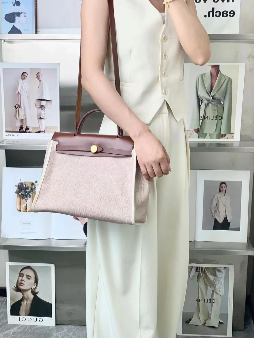 95新 Hermes/爱马仕 98新/爱马仕herbag 31风衣/优品