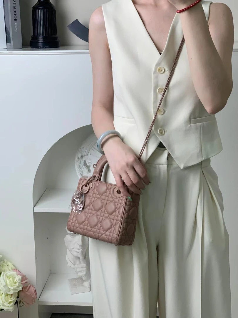 99新 DIOR/迪奥 dior戴妃三格肉桂粉包/公价39800/优品