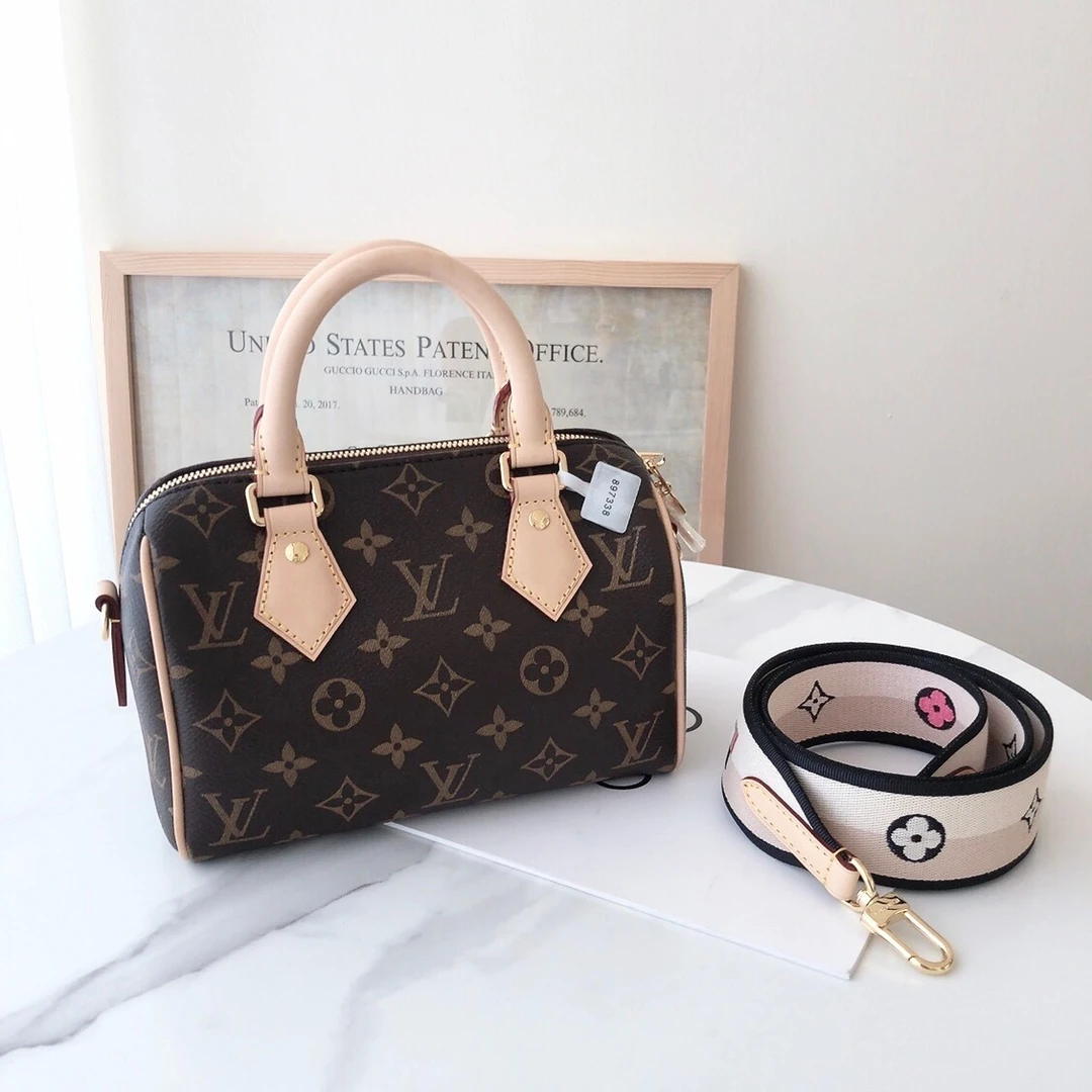 99新 LouisVuitton/路易威登 speedy20老花包/公价17200/优品