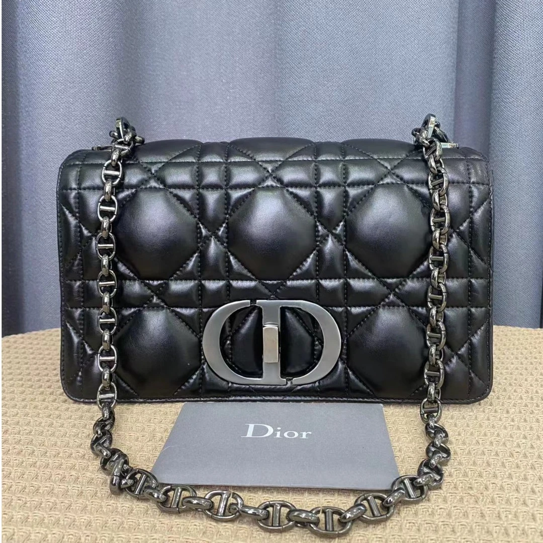 全新未使用 DIOR/迪奥 dior caro中号黑银包/优品