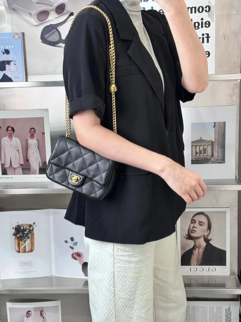 全新未使用 Chanel/香奈儿 香奈儿24p爱心金球方胖子黑金/优品