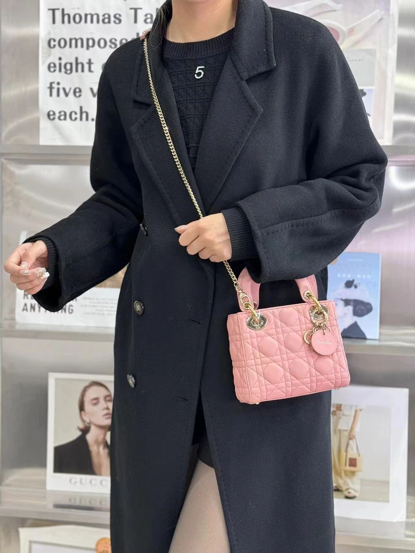 99新 Dior/迪奥 Dior 戴妃三格粉色金扣羊皮手提包/公价无/优品