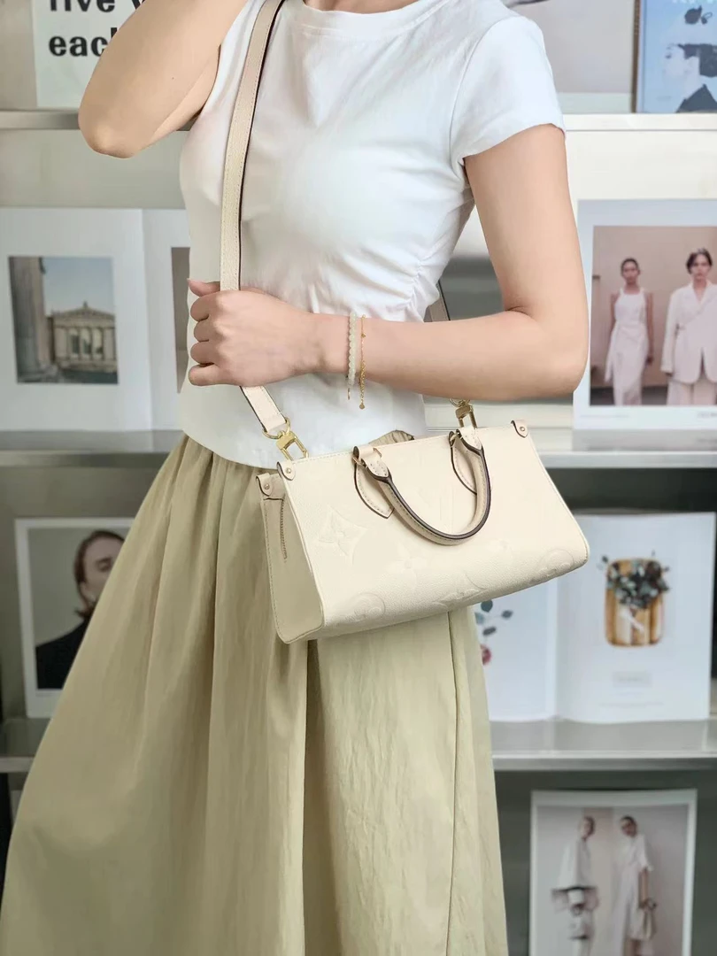 99新 LouisVuitton/路易威登 onthego横版白色/无公价/优品