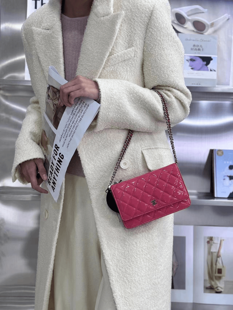 95新 Chanel/香奈儿 chanel发财woc漆皮粉色/无公价/优选