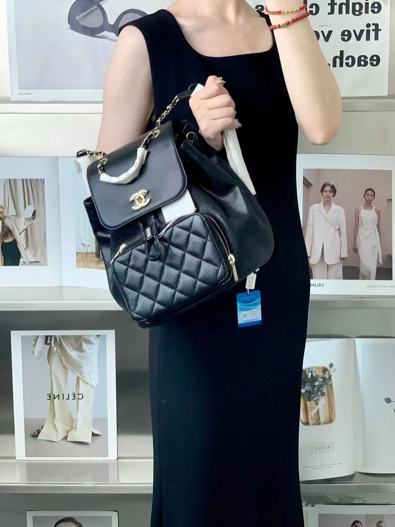 全新未使用 Chanel/香奈儿 香奈儿复古翻盖双肩包小号黑金/优品