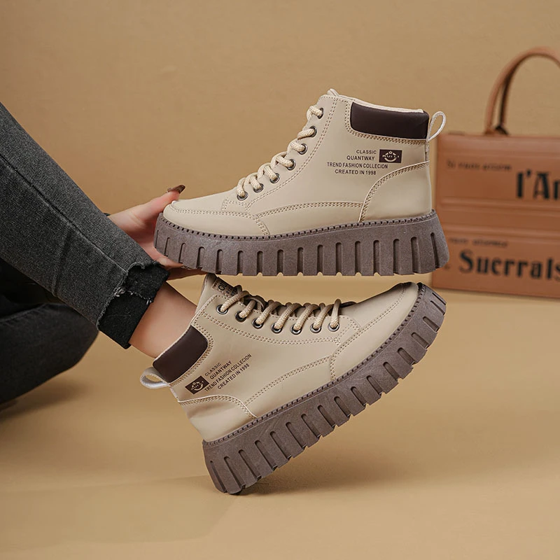 2025秋季新款高帮厚底小白鞋女学生跑步休闲板鞋皮面百搭女鞋