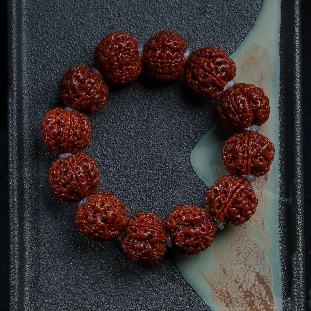 五瓣蜂窝机刷玉化大金刚手串（无裂不金刚介意慎拍）