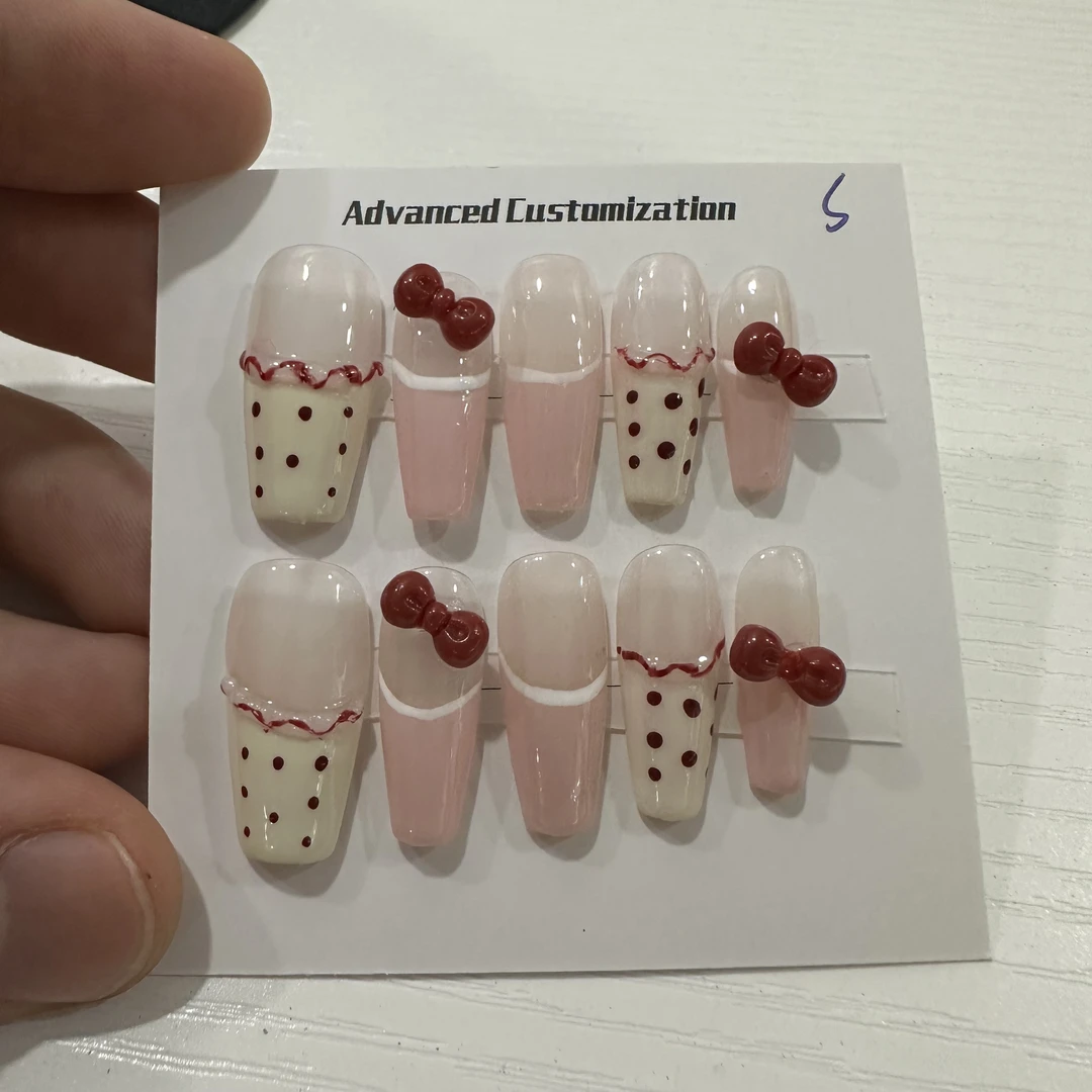 （波点裙摆）中梯！默认微瑕纯手工穿戴甲NotuiNO换！完美主义勿扰！