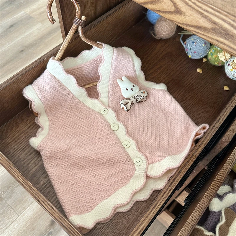 女童毛衣马甲2024秋新款女宝宝可爱卡通针织背心婴儿外搭开衫坎肩