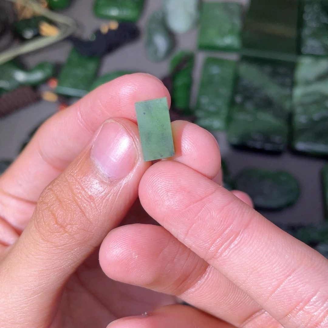 和田玉（碧玉）颈饰未镶嵌G***7