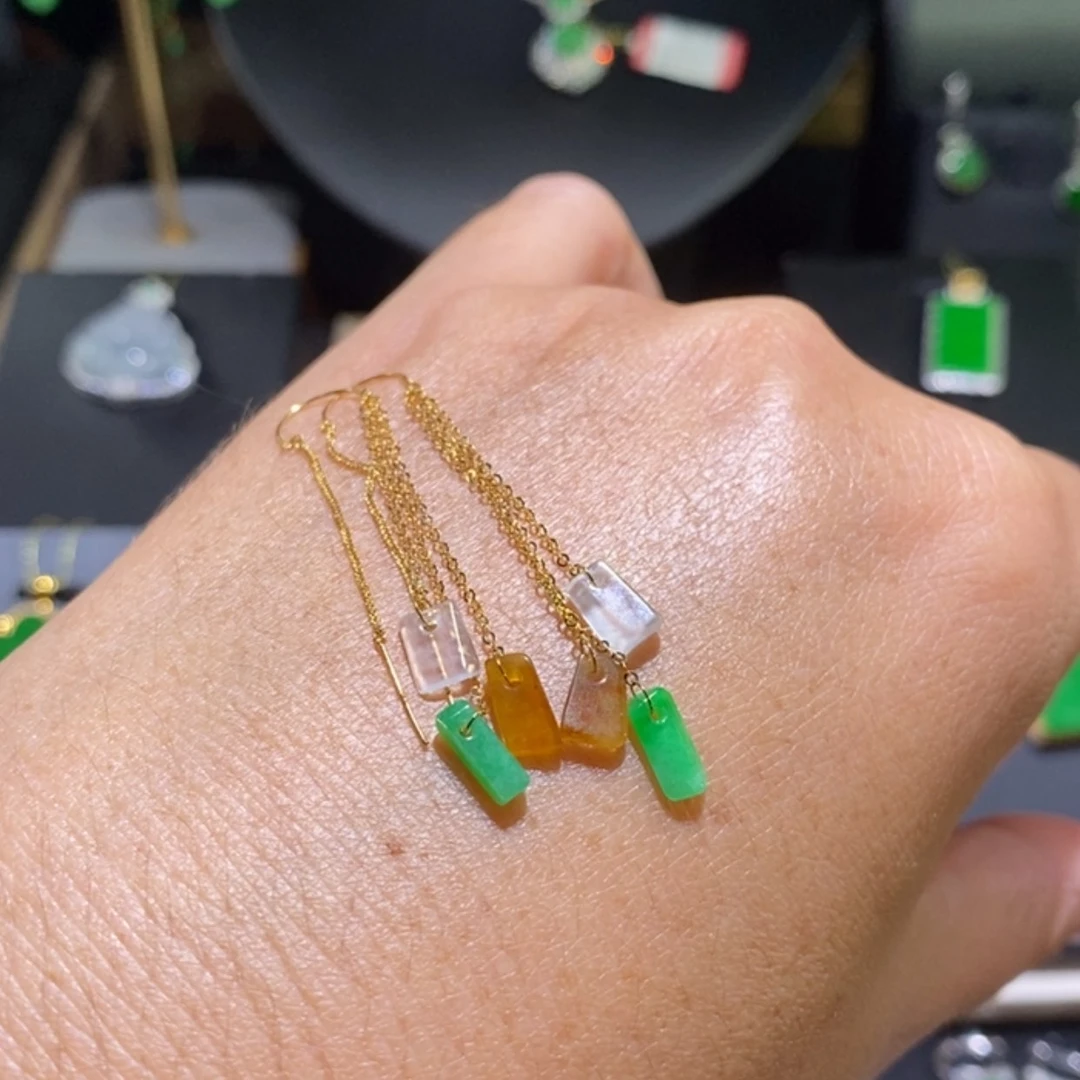 【闪购商品】翡翠颈饰18K金镶嵌耳线