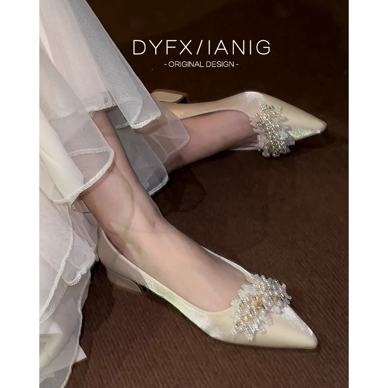 婚鞋新娘禾秀婚纱两穿玛丽珍女鞋粗跟绸缎绝美新款伴娘单鞋高跟鞋