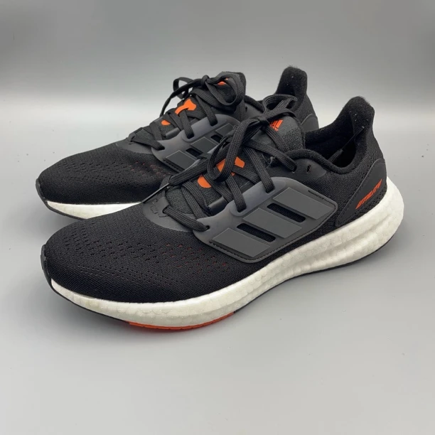 41.5码 内长255 正品 adidas Pureboost 网面跑鞋  无盒 公价1099