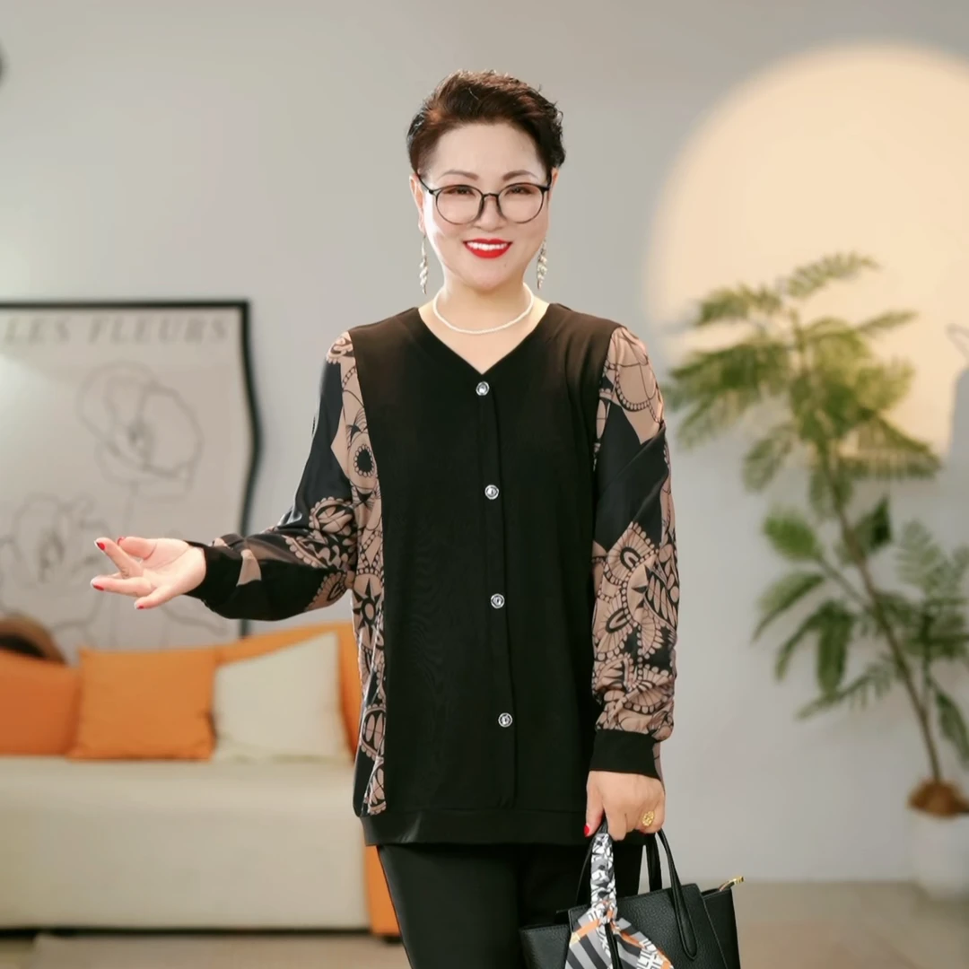 胖妈妈装中老年女秋装遮肉长袖上衣宽松大码小衫显瘦打底衫230斤