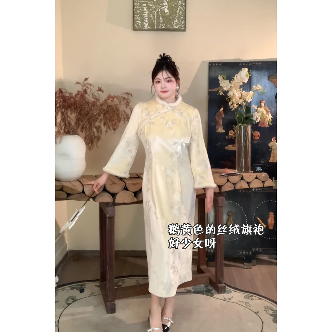 哒头.Studio【绣花月色】微胖mm大码2024新款设计感显瘦连衣裙女