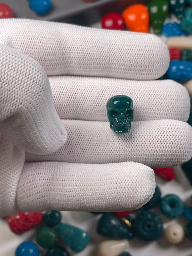 雪巴琉璃地狱色全颚骷髅10mm+左右天地孔项链吊坠挂件