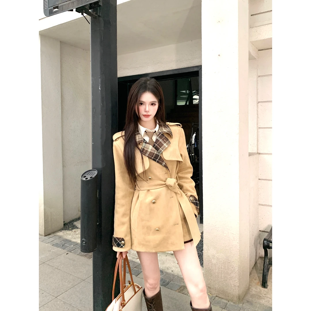 画解WAHJU【巴黎旧梦-内搭】撞色拼接设计风衣上衣半裙W24CK8611W