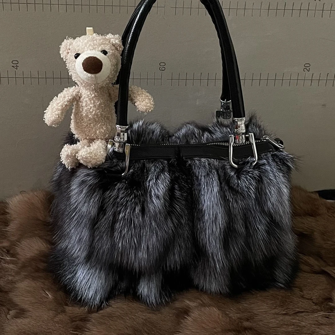 新款韩版百搭秋冬狐狸皮草包玄狐手提包