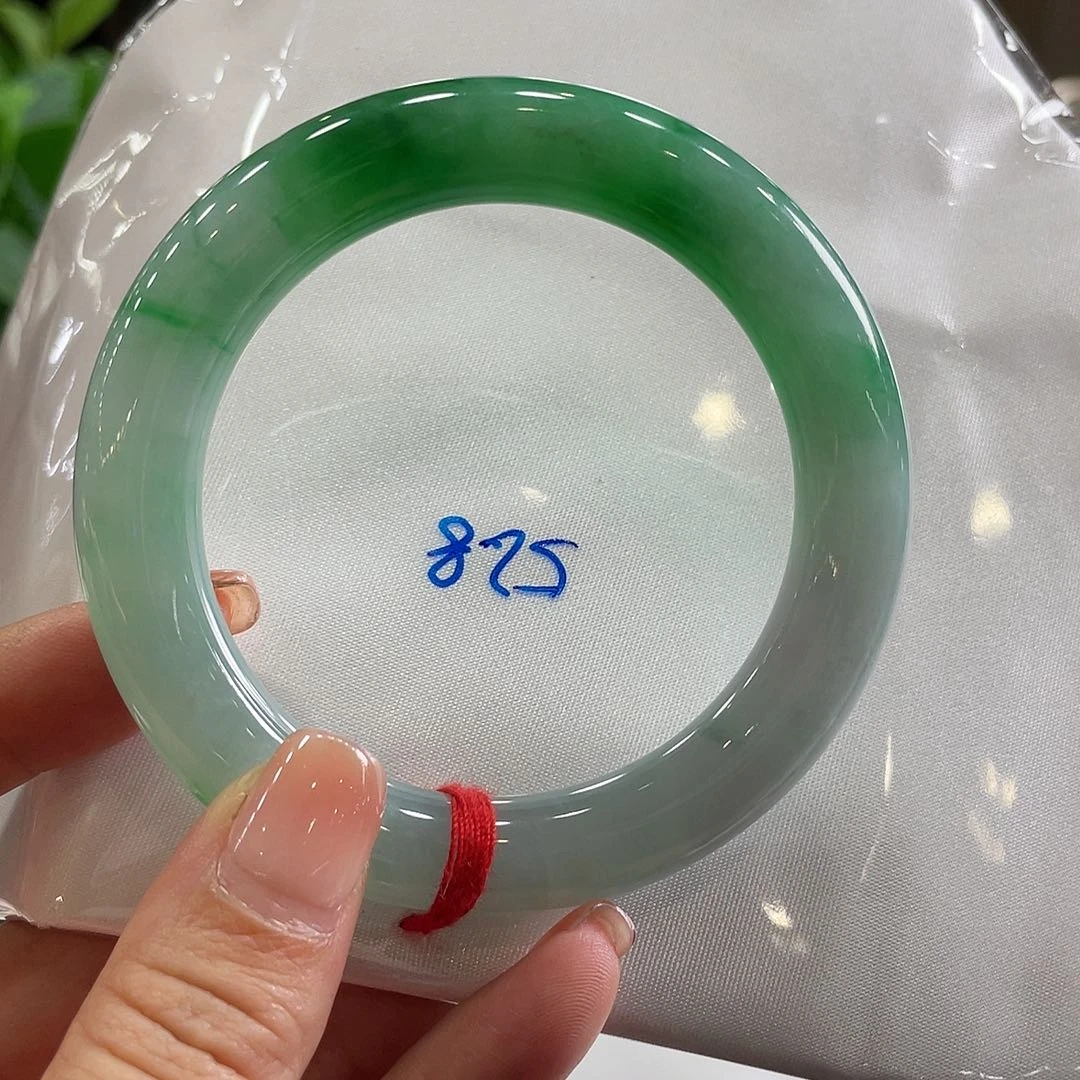 翡翠手镯未镶嵌凌*颠16号