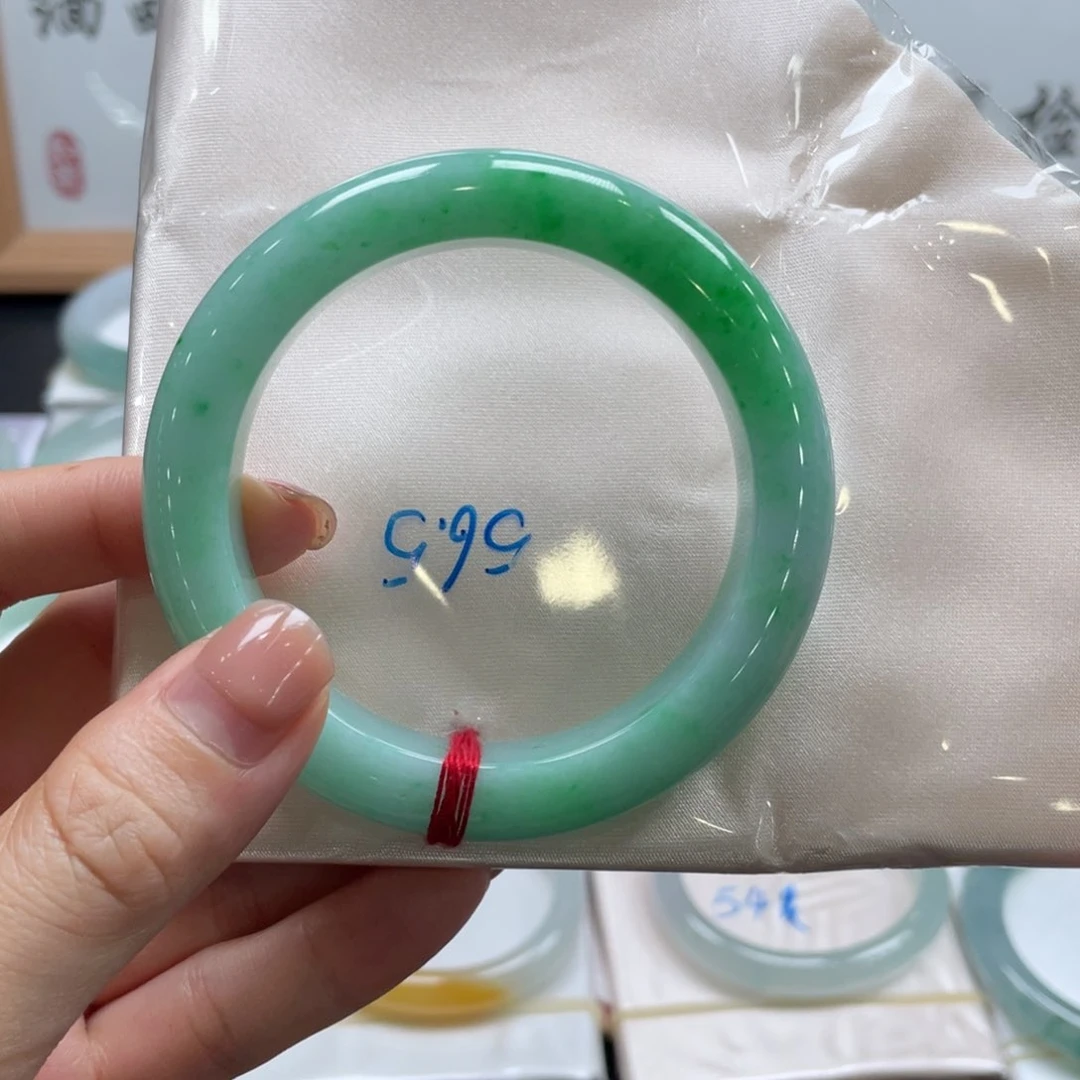 翡翠手镯未镶嵌57号
