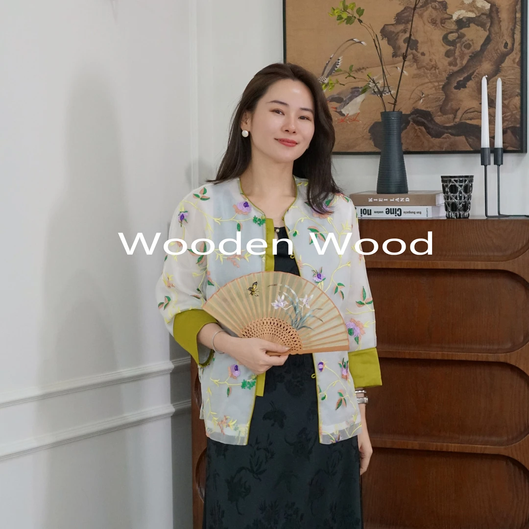 “篱笆花墙”新中式国风复古碎花薄款拼接袖外套W24CS511