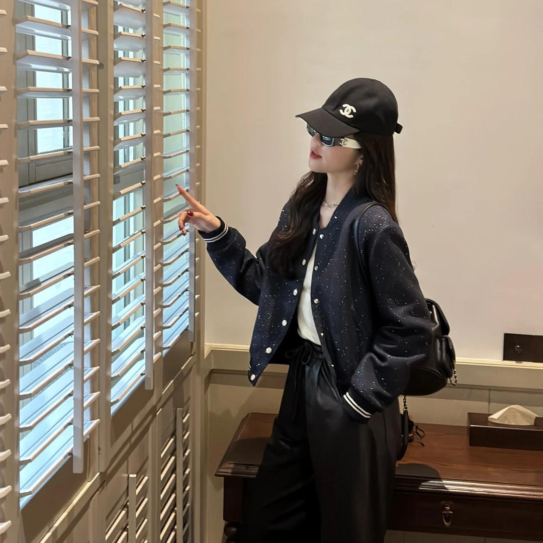 syna 经典小香风细闪复古棒球服外套