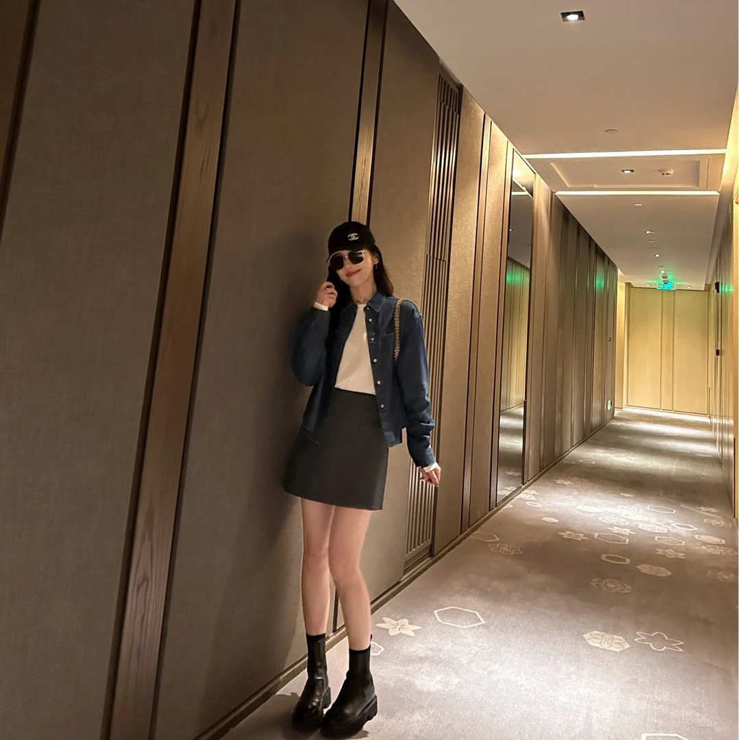 syna 灰色山泉 显瘦百搭半身裙