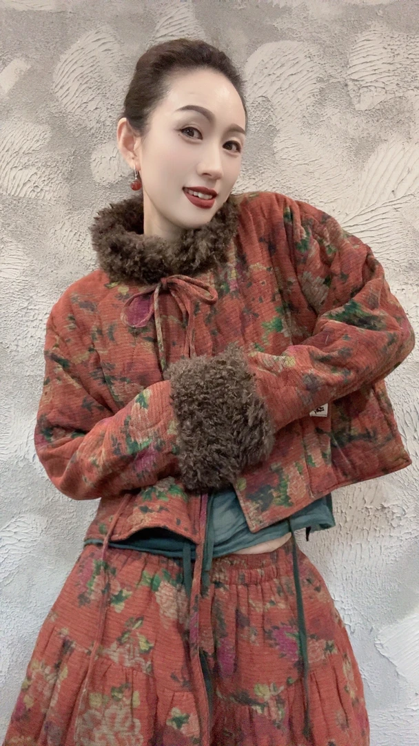 原创新款暗红花棉毛毛小立领拼墨绿色亚麻两面穿短棉衣【定制款】