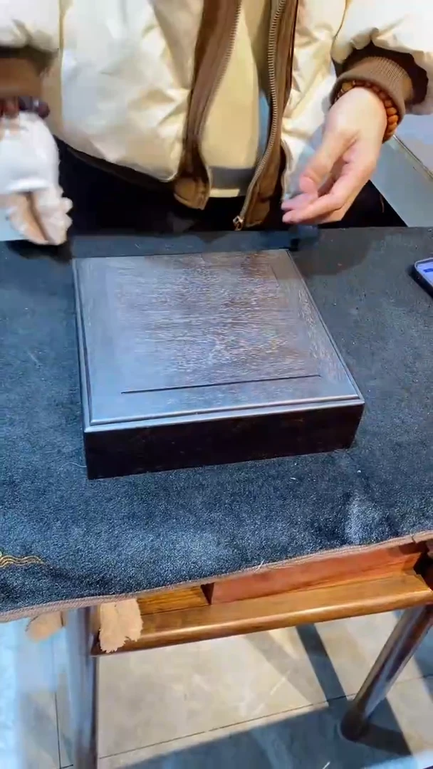 【闪购商品】木头木雕紫檀四方抽拉茶饼盒尺寸22*22*6