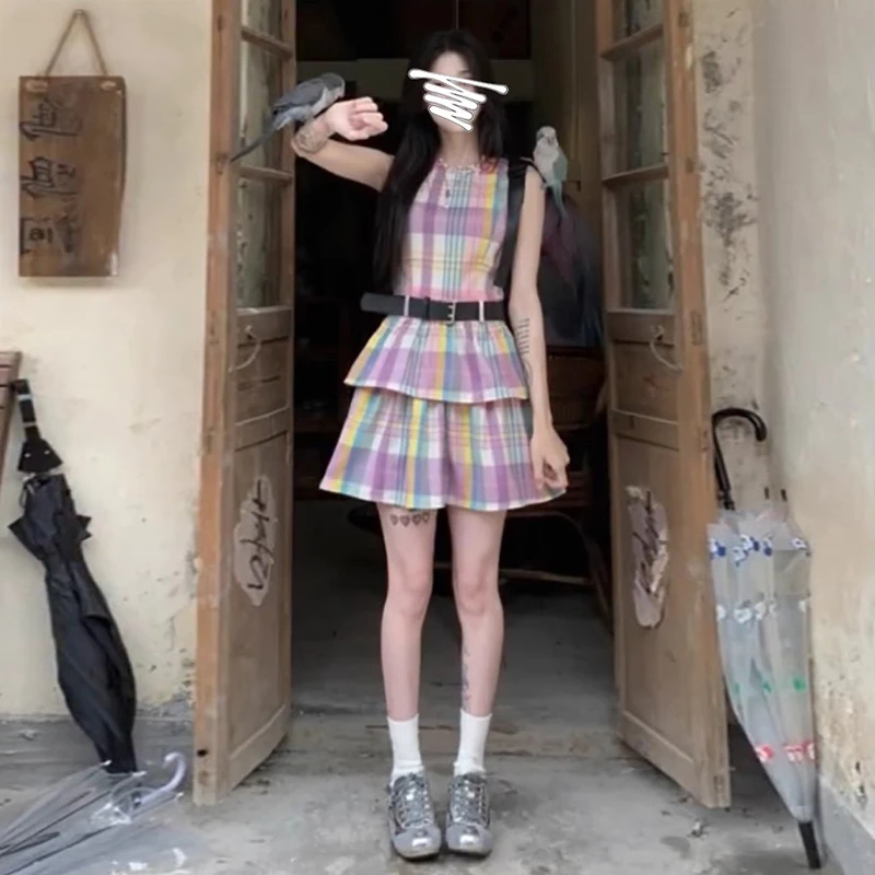无袖格子连衣裙子女装2024新款夏季梨形身材蛋糕长裙法式设计2380