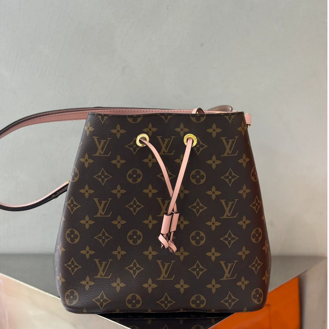 95新 LouisVuitton/路易威登 lina/路易威登粉内里老花水桶