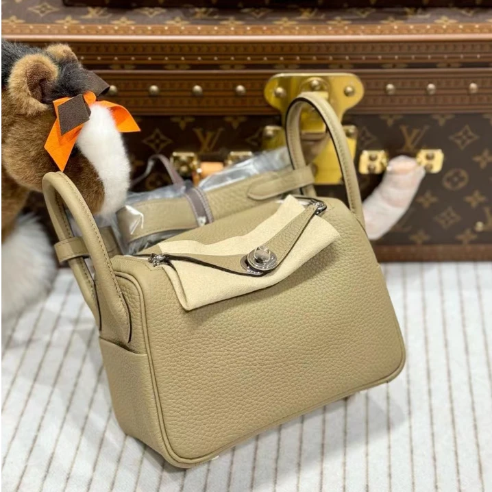 全新未使用 Hermes/爱马仕 昊哥/w刻/马尔法米灰mini lindy/全套
