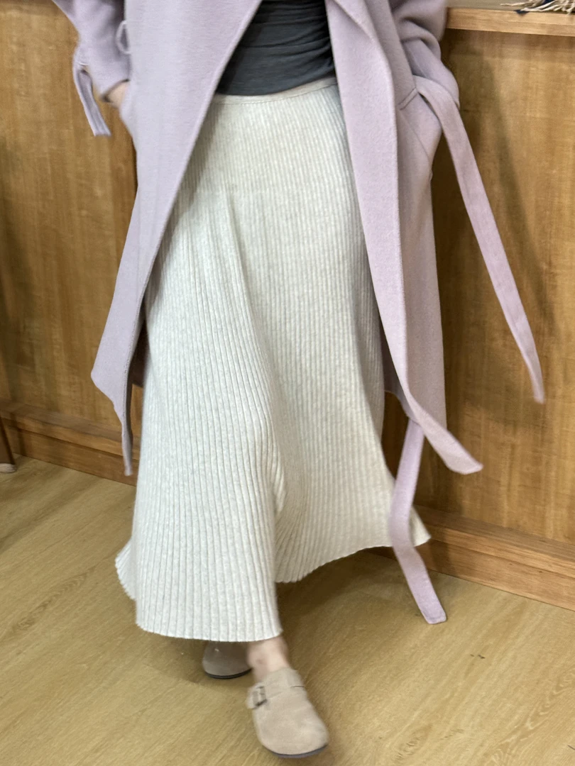 【梨花服饰】奶杏色毛织百褶半裙