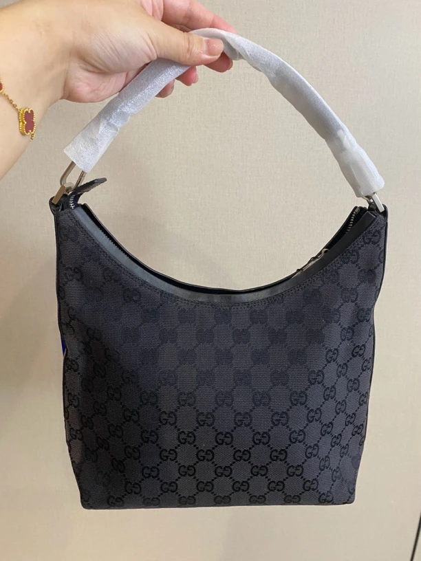 95新 GUCCI/古驰 兔兔奢/古驰单肩包/240125007
