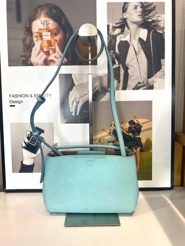 90新 MCM 兔兔奢G专属/MCM斜挎包/GM0011