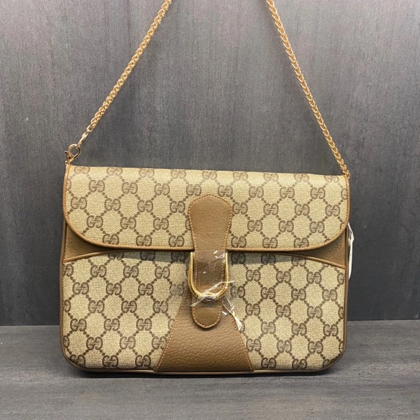 95新 GUCCI/古驰 兔兔奢/古驰斜挎包/240706139