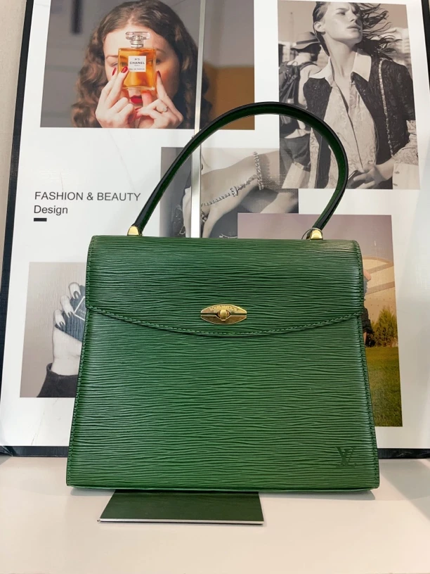 95新 LouisVuitton/路易威登 兔兔奢/LV手提包/241008002-10