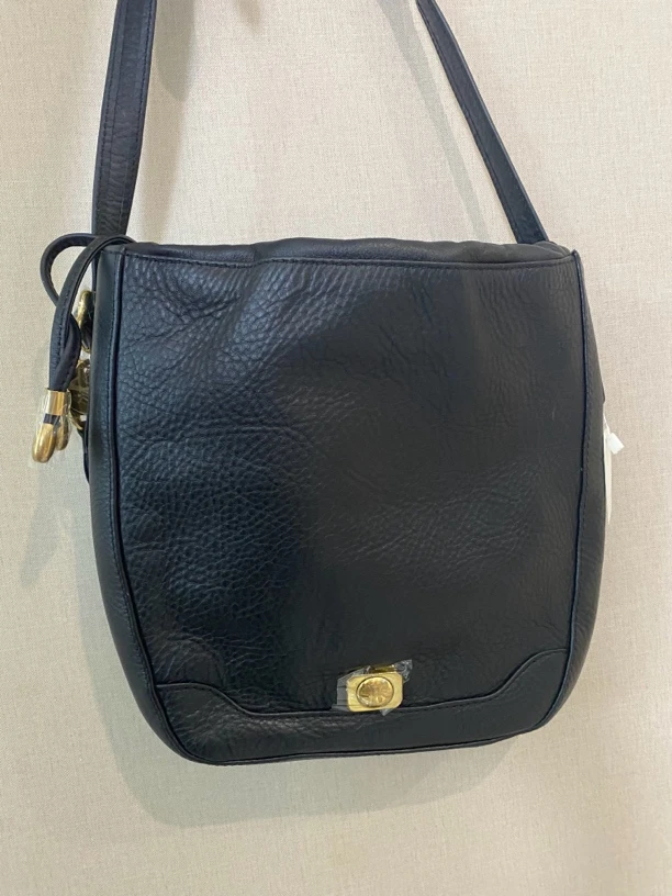 95新 LOEWE/罗意威 兔兔奢/罗意威斜挎包/230208052