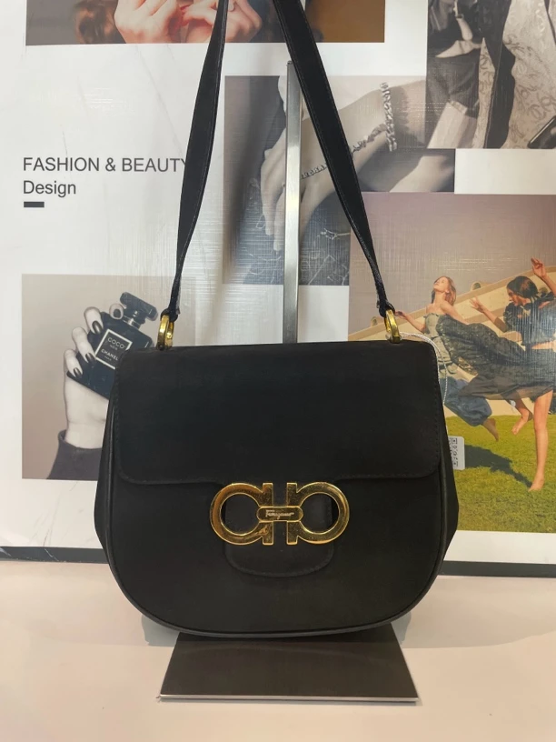 95新 FERRAGAMO/菲拉格慕 兔兔奢G专属/菲拉格慕单肩包/240330113
