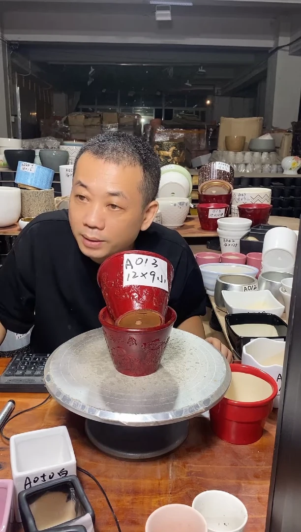 【闪购商品】陶瓷20CM以下微瑕花盆AAAA013-2小