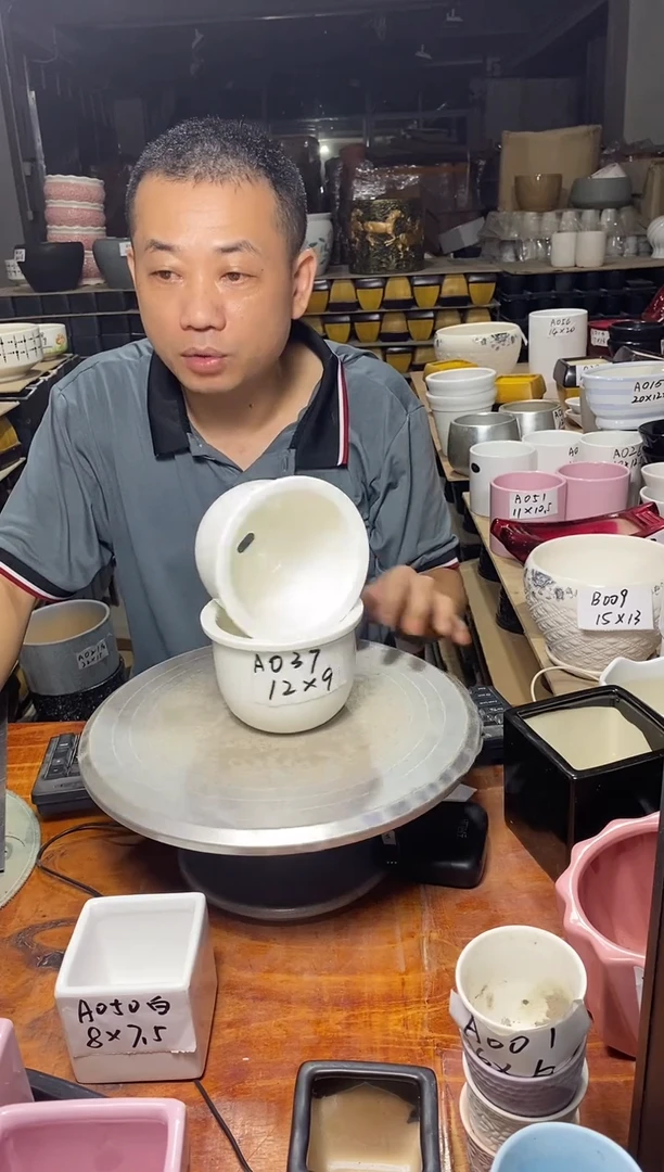 【闪购商品】陶瓷20CM以下微瑕花盆AAAA037-2