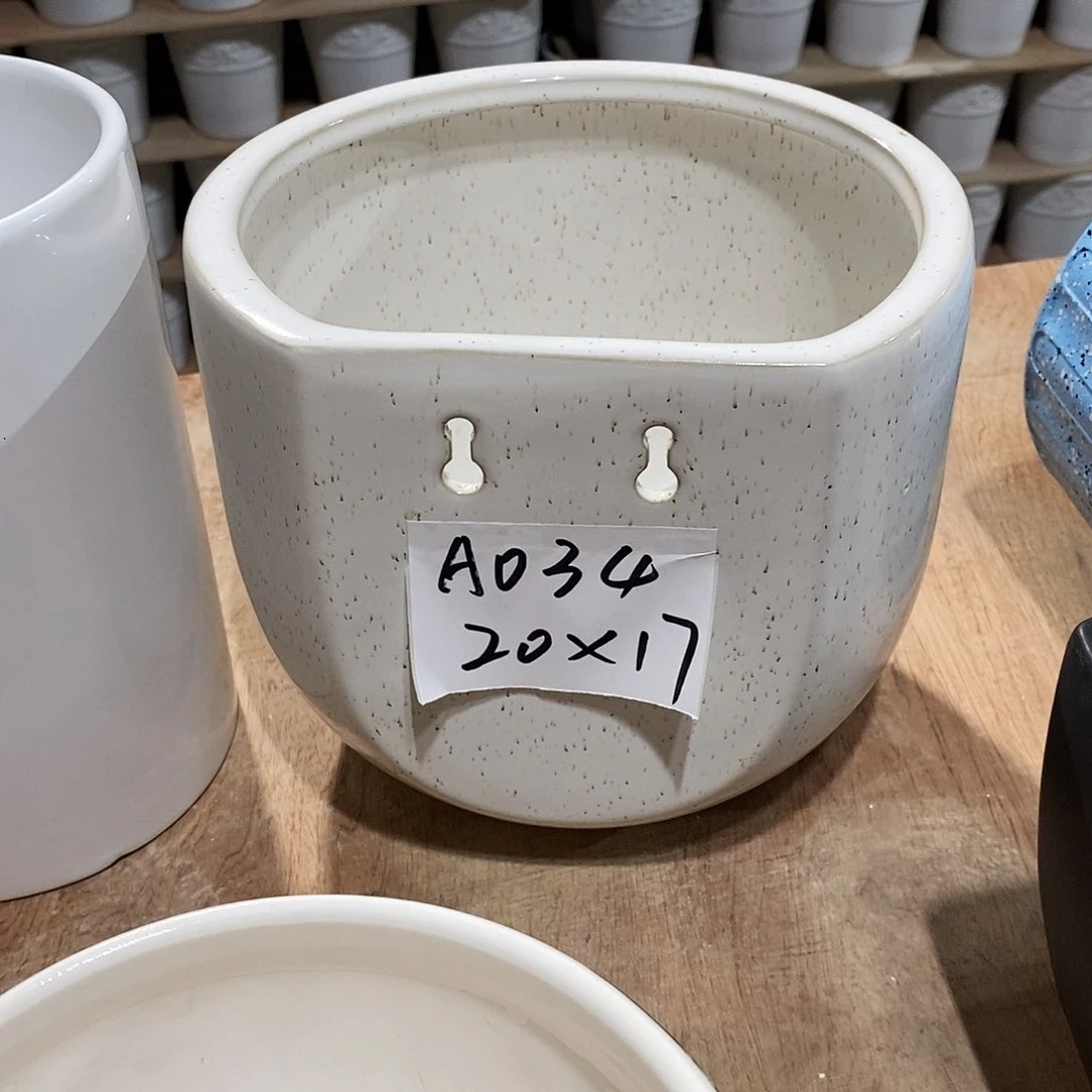 【闪购商品】陶瓷20CM以下微瑕花盆AAA034-1