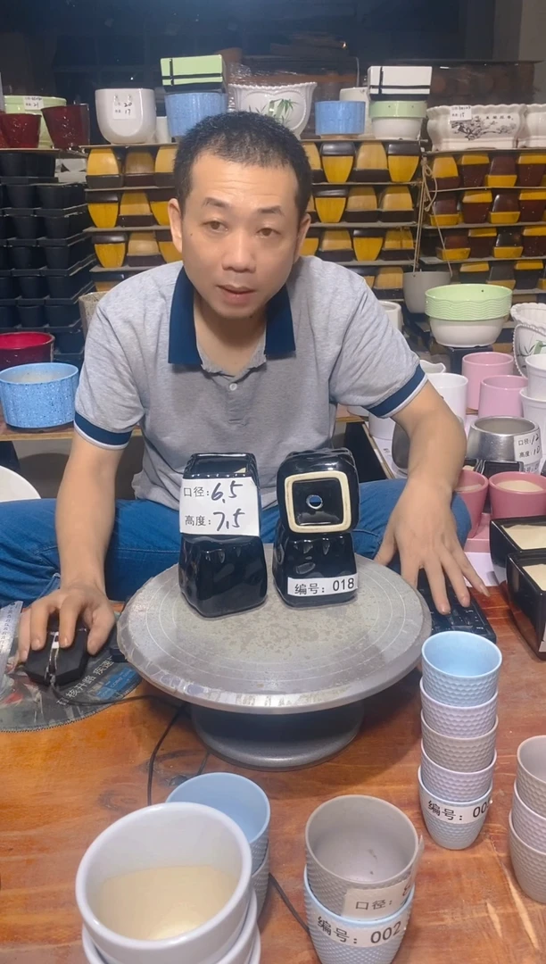 【闪购商品】陶瓷20CM以下微瑕花盆AAAA018-4