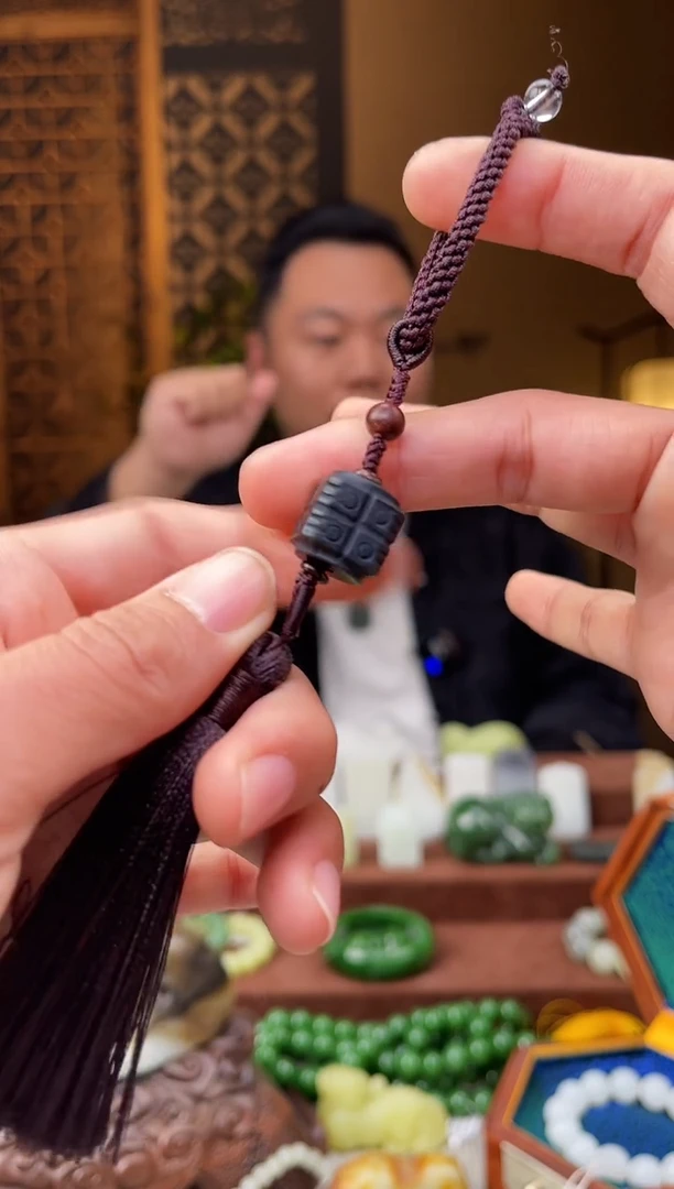 【闪购商品】和田玉挂件未镶嵌新疆和田玉青花玉琮挂件